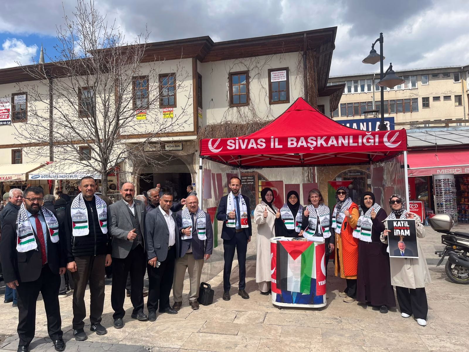 “Kürecik kapatılsın, İsrail’de hayat dursun” çağrısı sahaya taşınıyor.